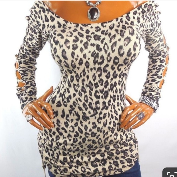 Guess Tops - Guess animal print tunic